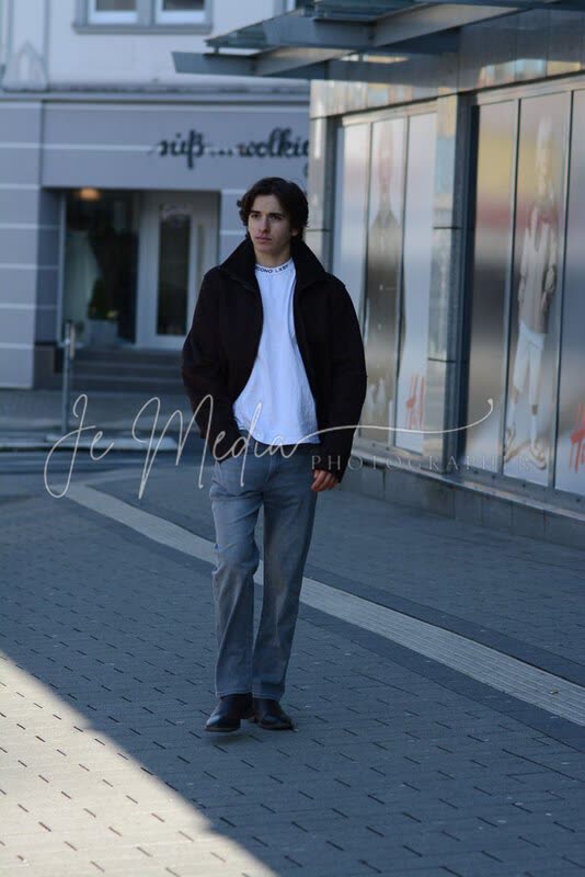 Kerem Dağ — on location