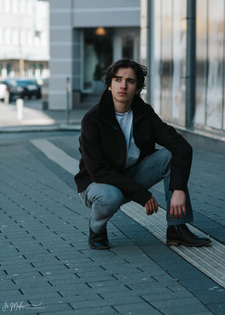Kerem Dağ — on location
