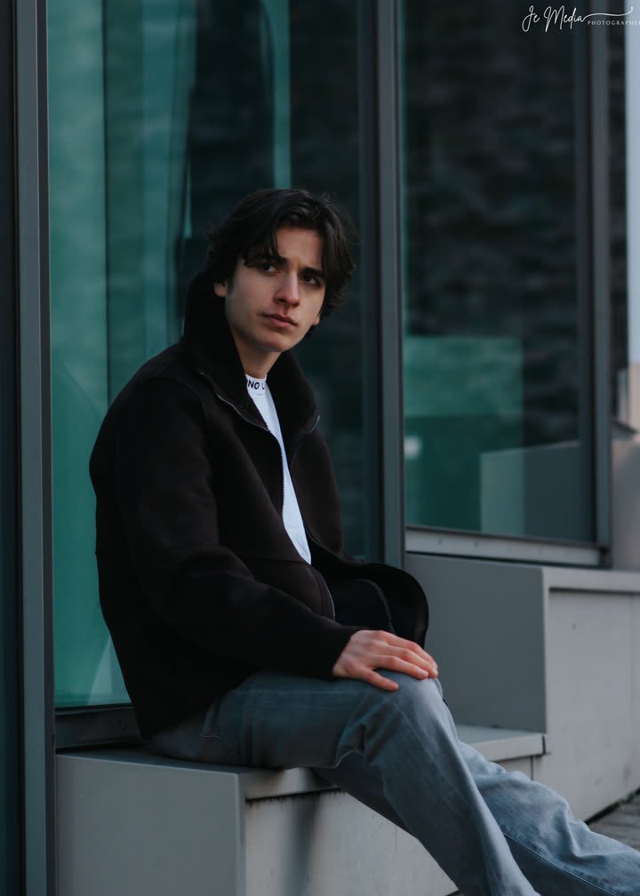Kerem Dağ — on location