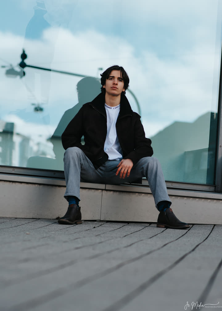 Kerem Dağ — on location