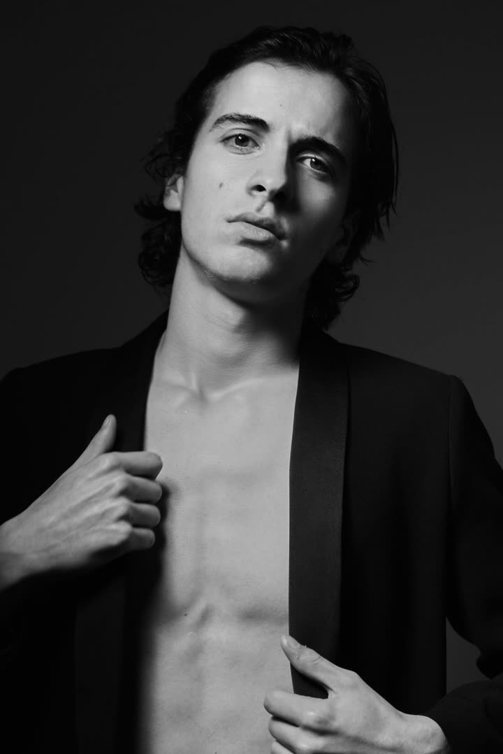 Kerem Dağ — editorial