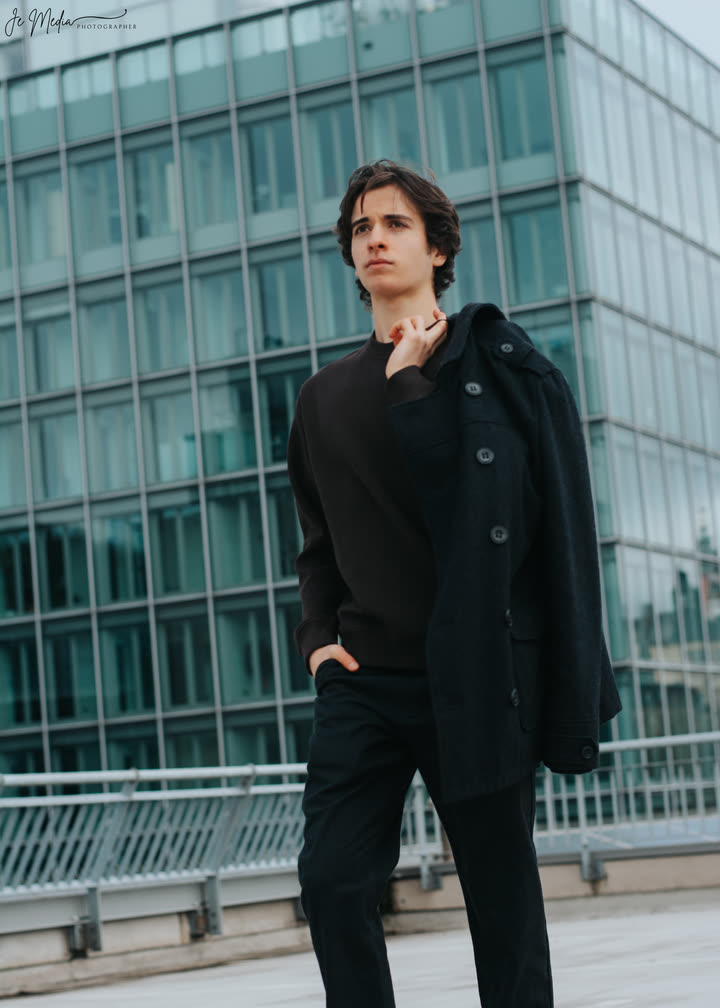 Kerem Dağ — on location